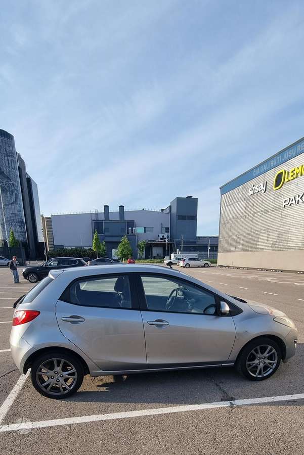 Mazda 2, 1.6 l., hečbekas