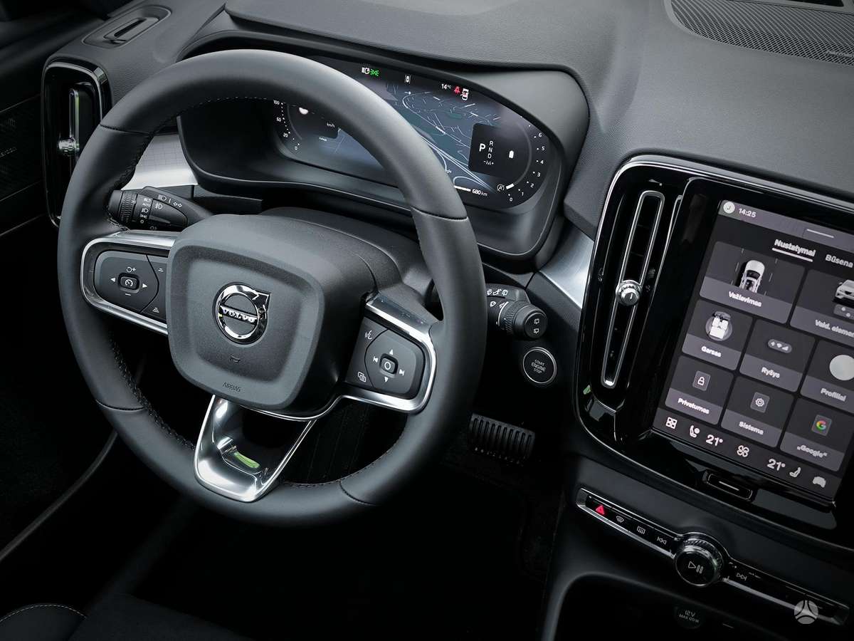 Volvo XC40 - 10