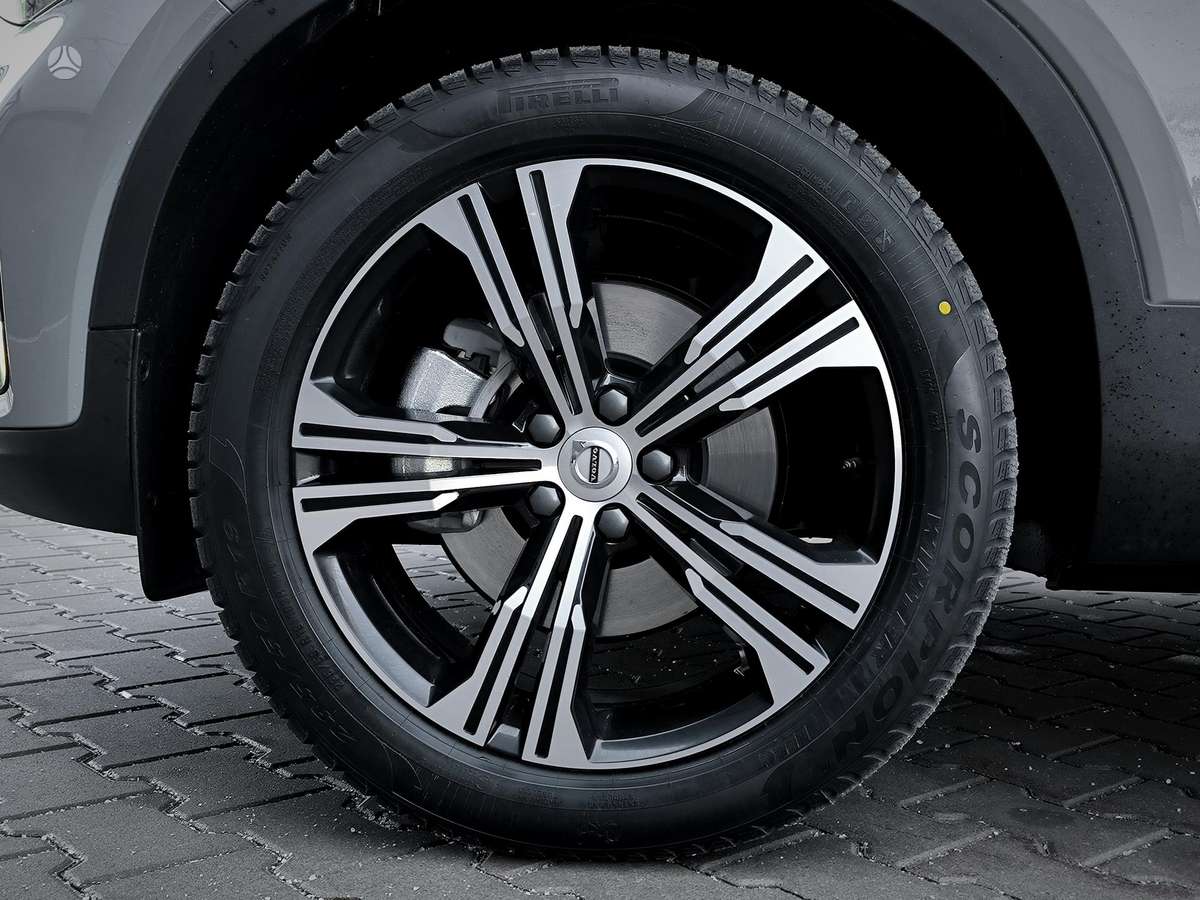 Volvo XC40 - 7
