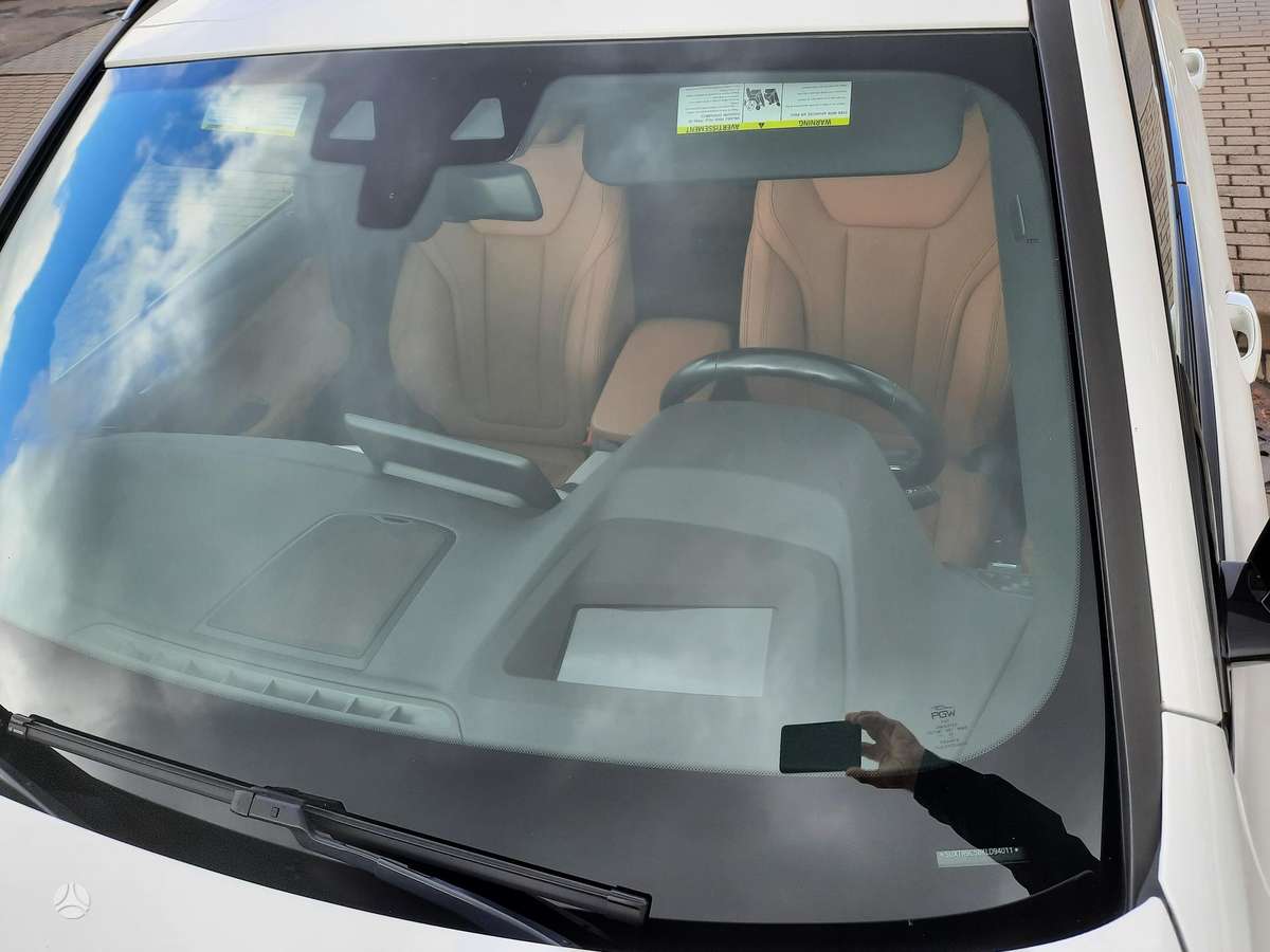 BMW X3, 2.0 l., Минивэн