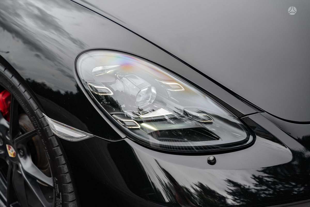 Porsche Cayman - 11