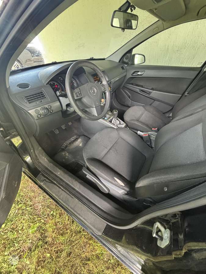 Opel Astra, 1.7 l., Хэтчбек
