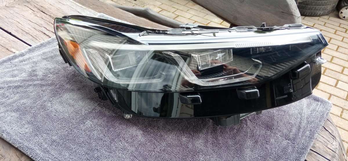 Ford Escape kėbulo dalys