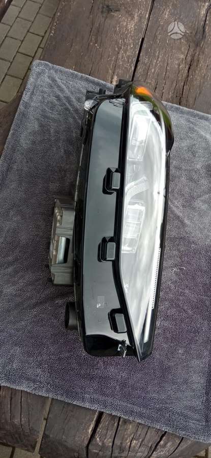 Ford Escape kėbulo dalys