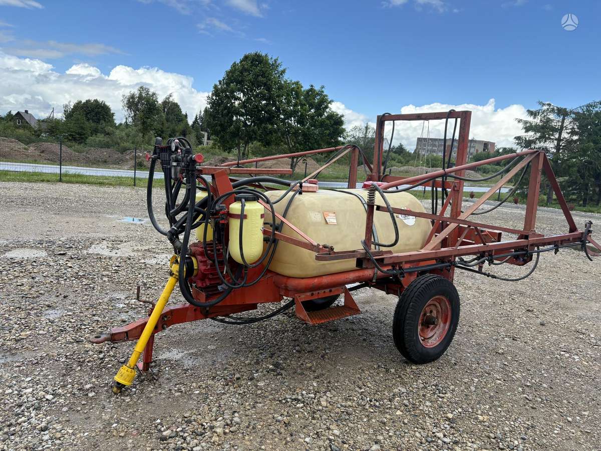 Hardi 12M - 1000L, sprayers