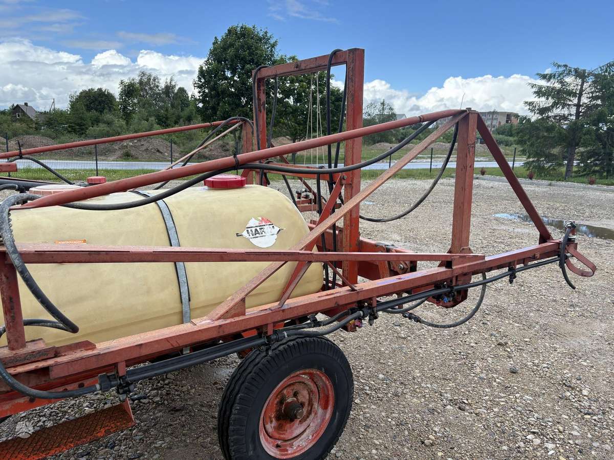 Hardi 12M - 1000L, sprayers