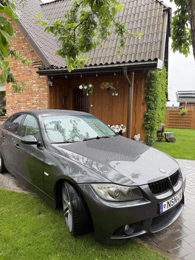 BMW 325, 2.5 l., Седан