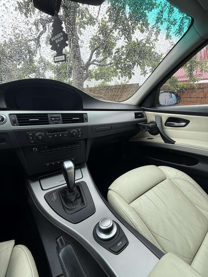 BMW 325, 2.5 l., Седан