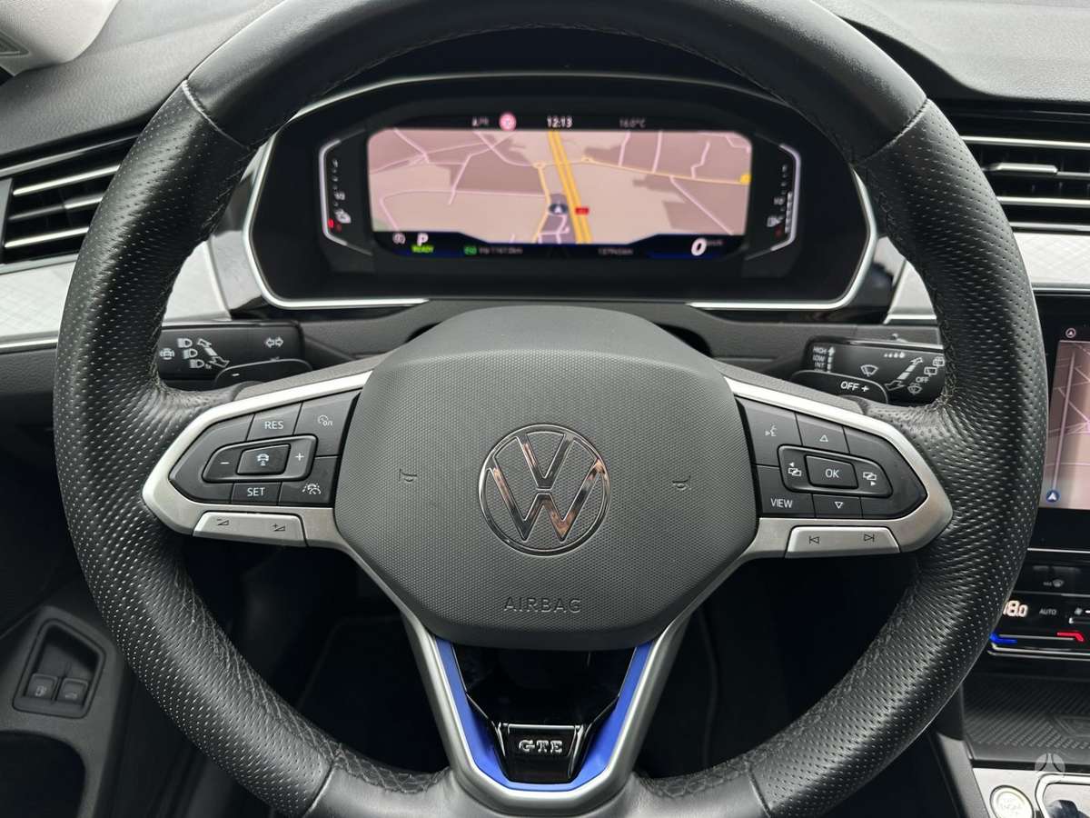 Volkswagen Passat - 6