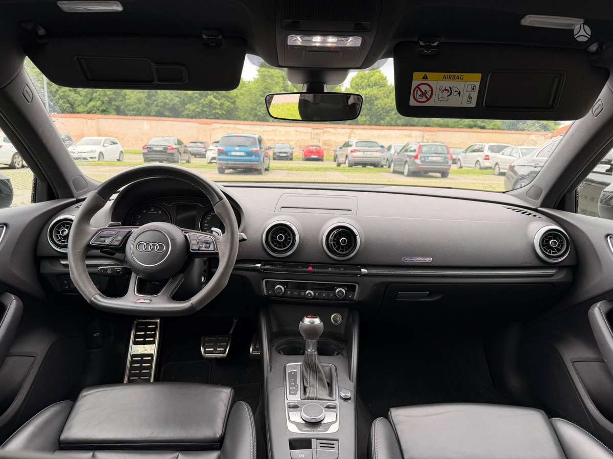 Audi RS 3, 2.5 l., Хэтчбек