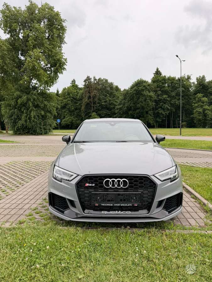 Audi RS 3, 2.5 l., Хэтчбек