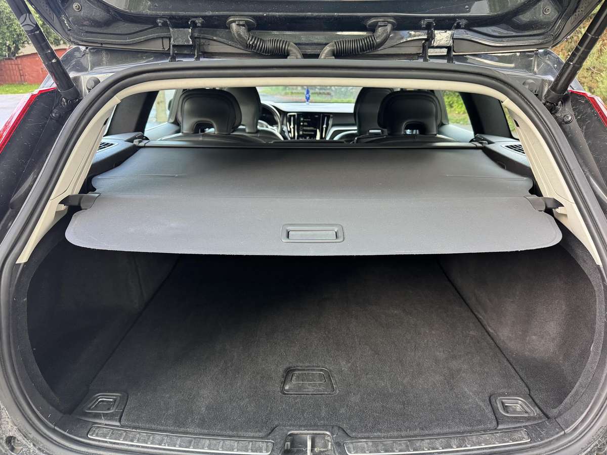 Volvo V60, 2.0 l., Универсал