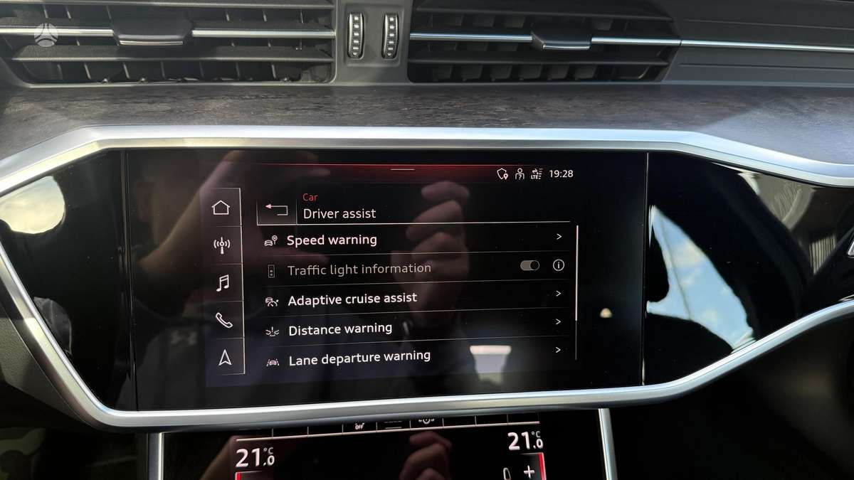 Audi A6, 2.0 l., universalas