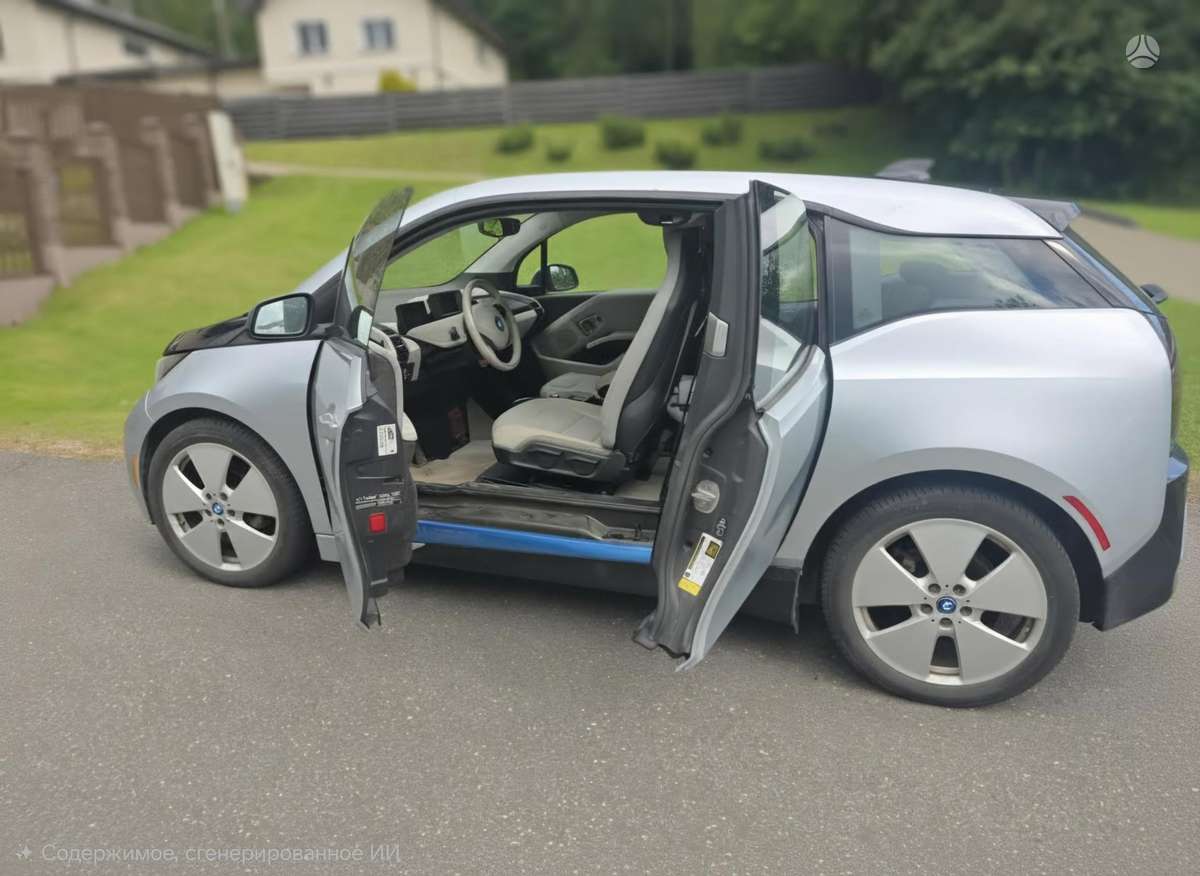 BMW i3, hatchback