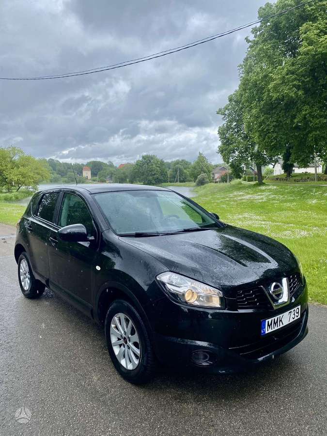 Nissan Qashqai, 1.5 l., off-road / crossover