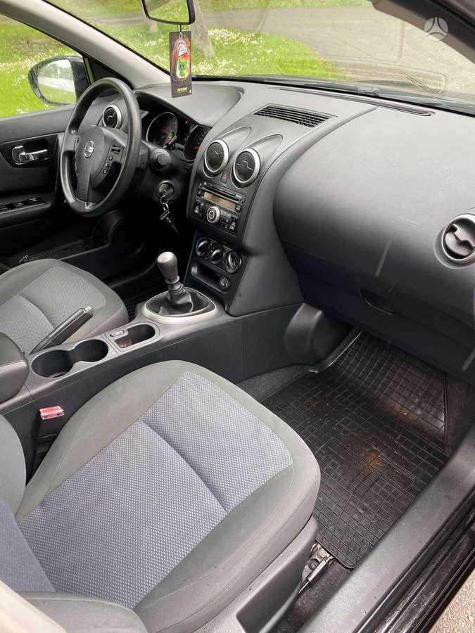 Nissan Qashqai, 1.5 l., off-road / crossover