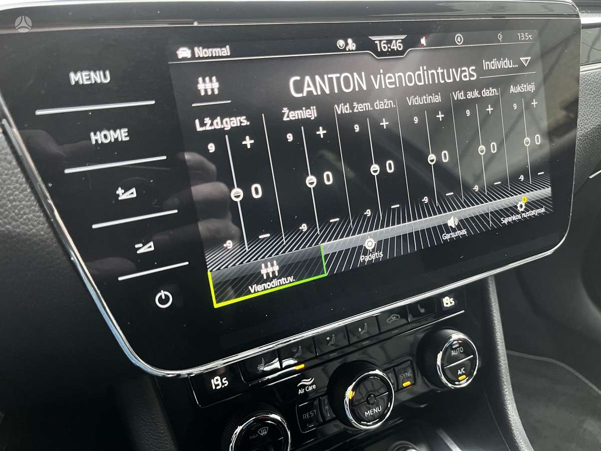 Skoda Superb, 2.0 l., hatchback
