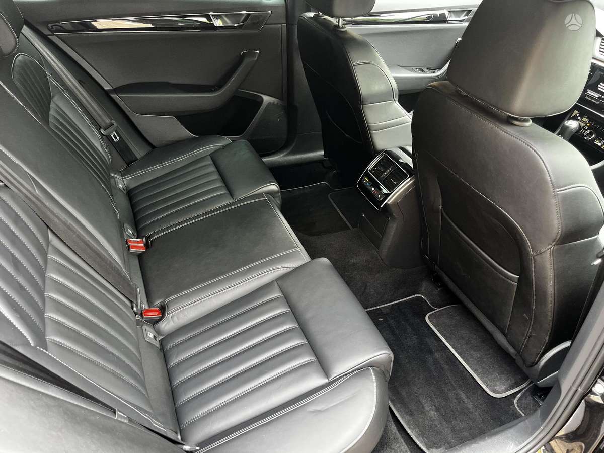 Skoda Superb, 2.0 l., hatchback