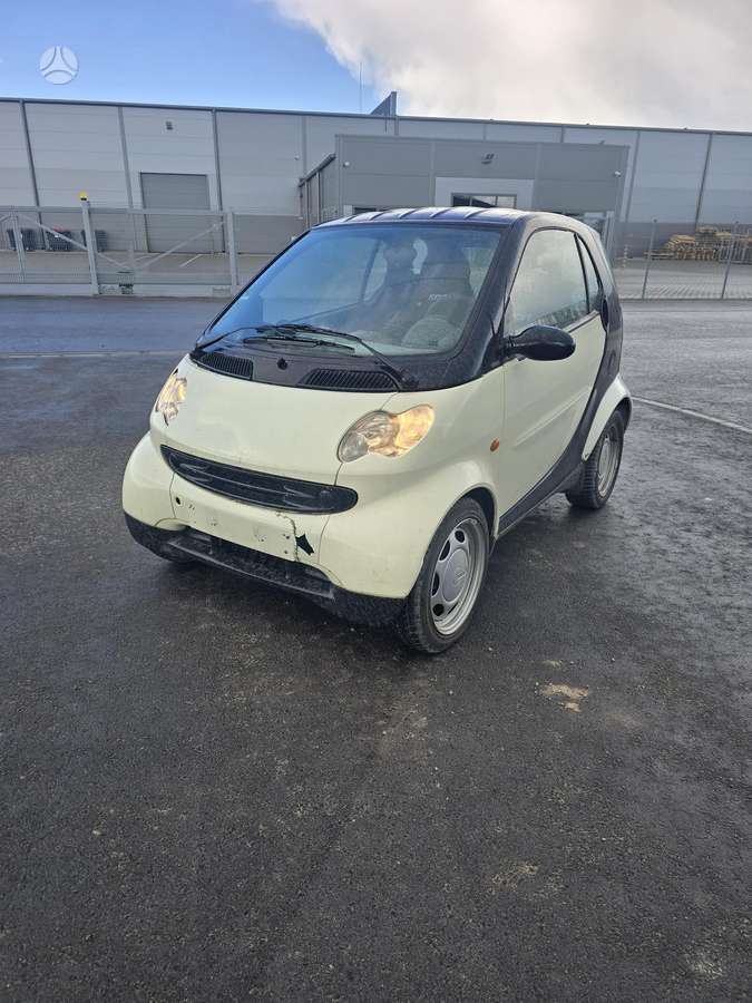 Smart Fortwo Coupe - 3