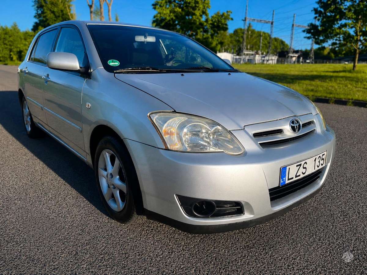Toyota Corolla, 1.4 l., Хэтчбек