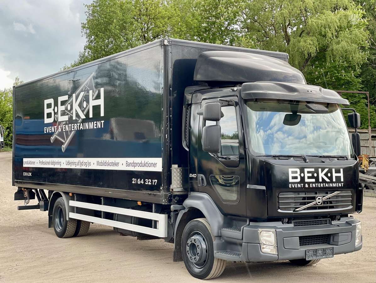 Volvo FL, box trucks / box vans