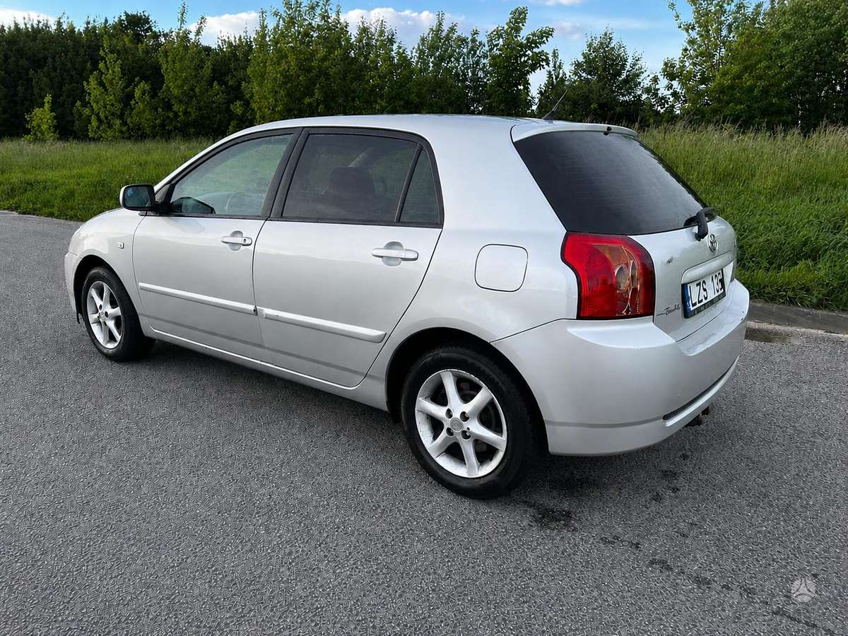 Toyota Corolla, 1.4 l., Хэтчбек