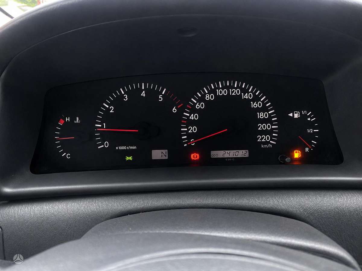 Toyota Corolla, 1.4 l., Хэтчбек