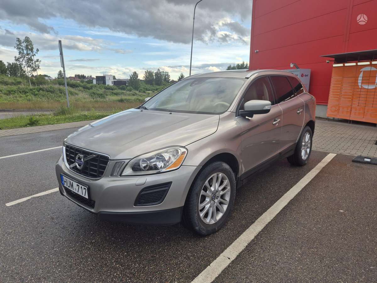 Volvo XC60 - 2