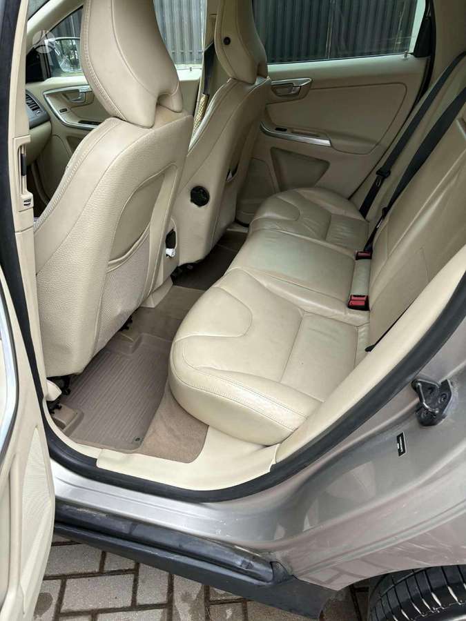 Volvo XC60 - 10