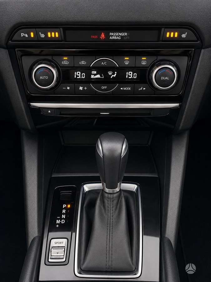 Mazda 6, 2.0 l., sedanas