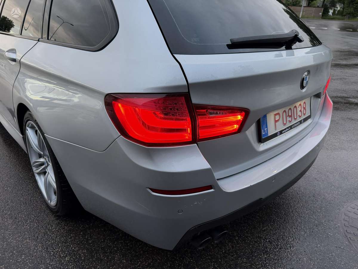 BMW 530, 3.0 l., wagon
