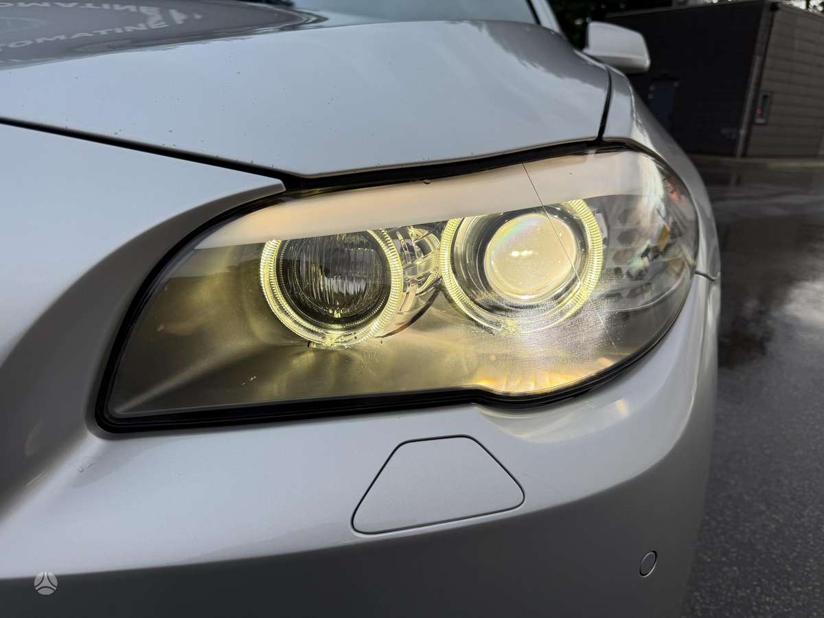 BMW 530, 3.0 l., wagon