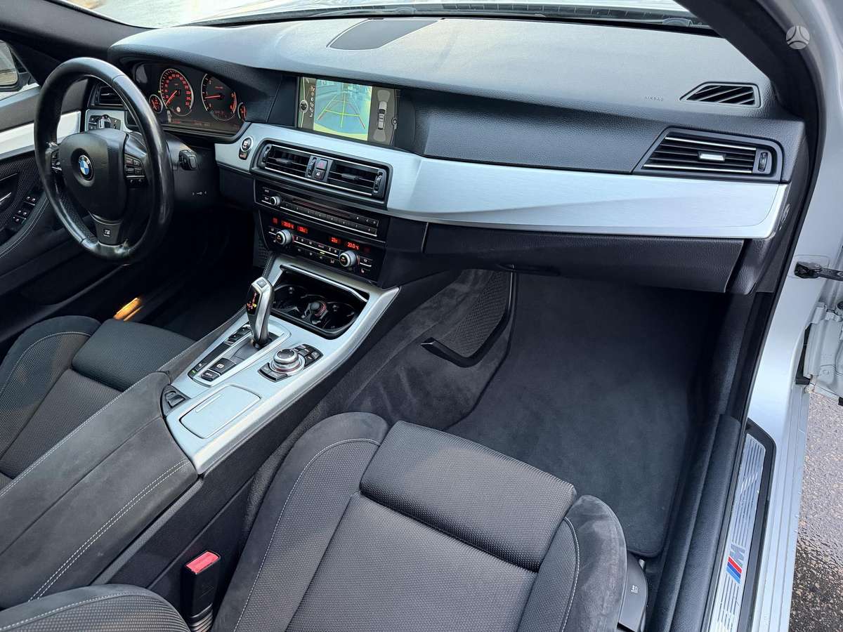 BMW 530, 3.0 l., wagon
