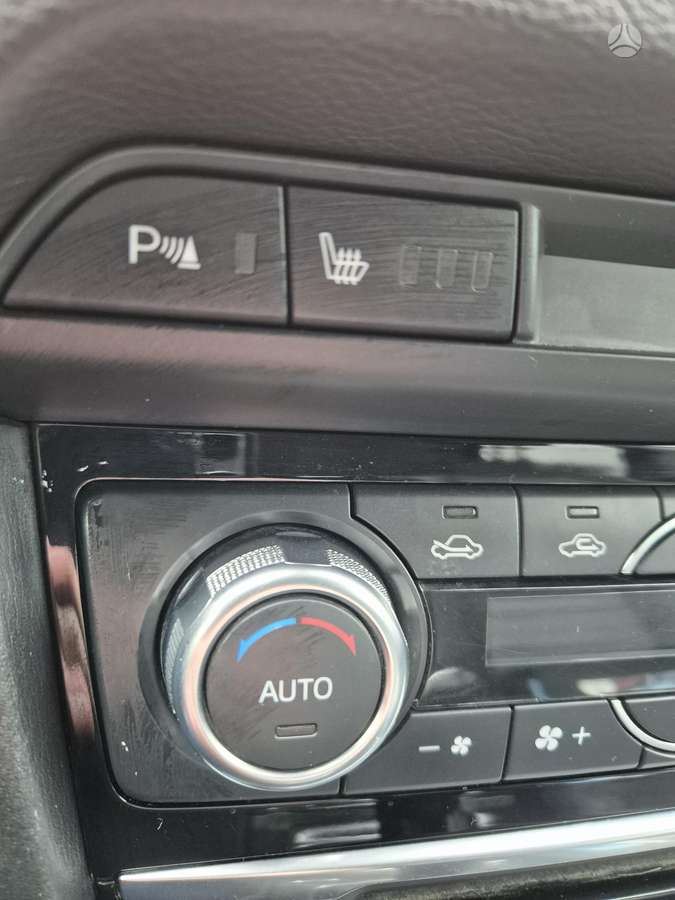 Mazda 6, 2.2 l., universalas