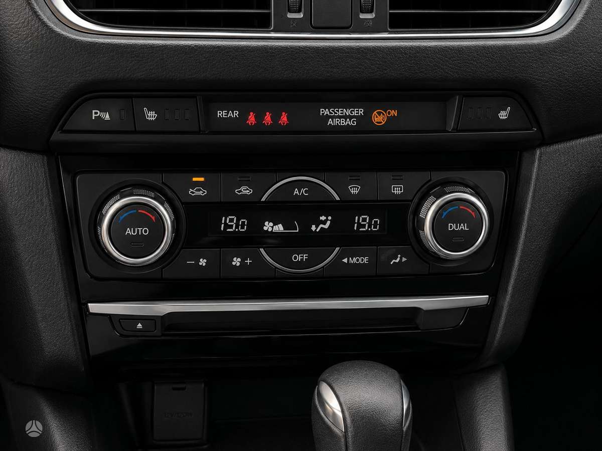 Mazda 6, 2.0 l., sedanas