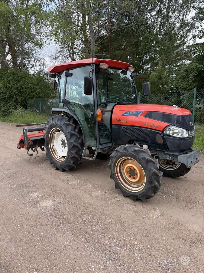 Kubota Kl53z, traktoriai