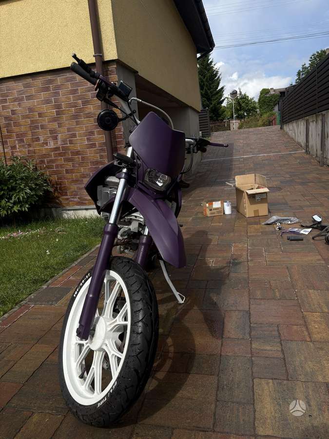 Derbi Senda 49cc, scooters / mopeds