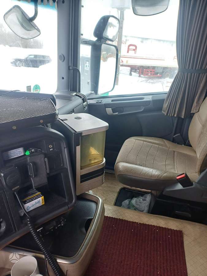 Scania R440, double sleeper