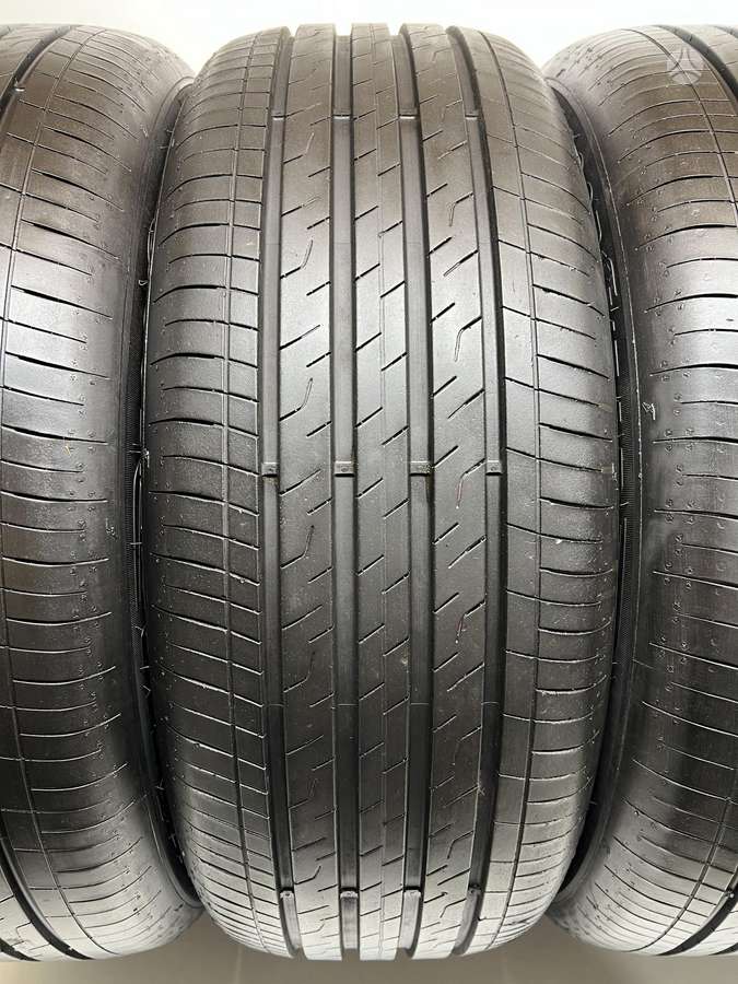 Goodyear Efficient Grip SUV 2024m, летние 235/50 R20