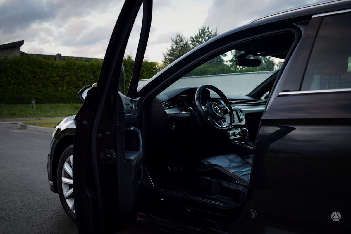 Volkswagen Passat, 2.0 l., Универсал