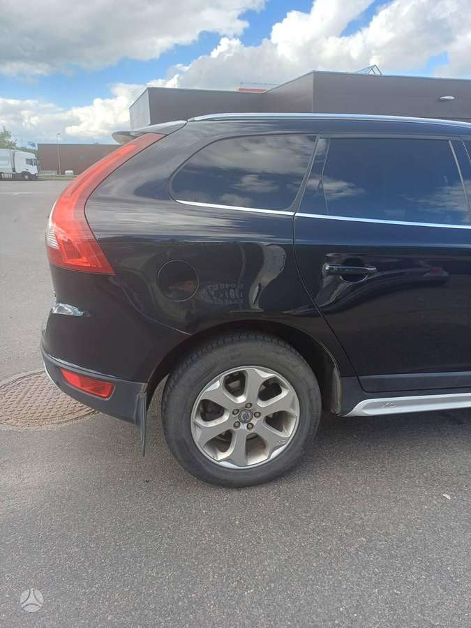 Volvo XC60 - 10
