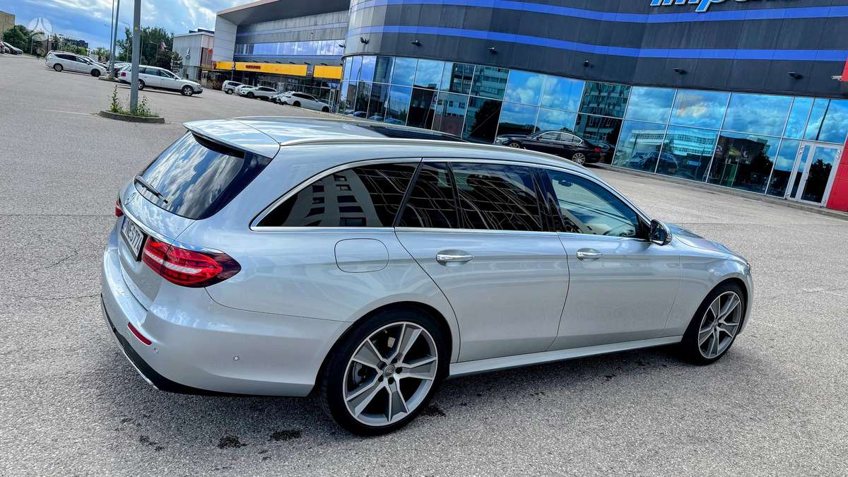 Mercedes-Benz E220 - 6