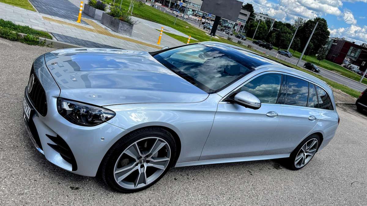 Mercedes-Benz E220 - 12