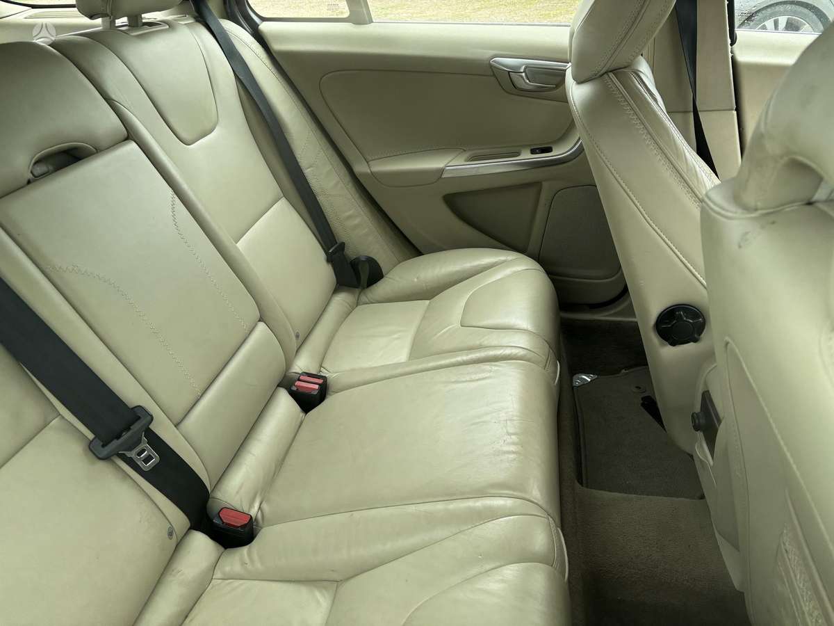Volvo V60, 1.6 l., Универсал