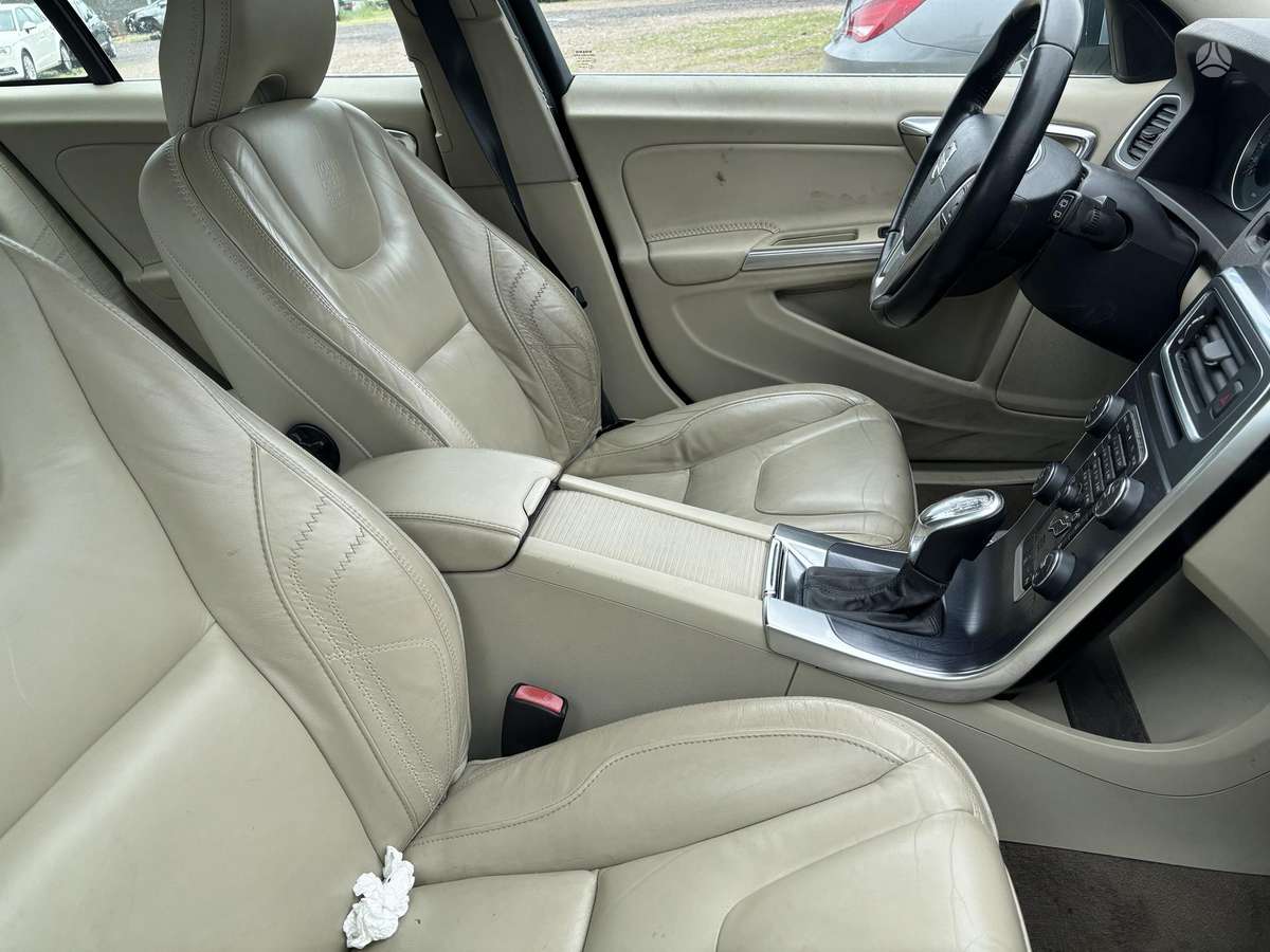 Volvo V60, 1.6 l., Универсал