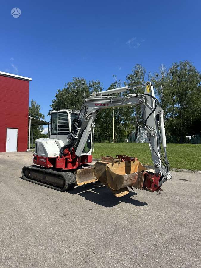 Takeuchi TB257FR, ekskavatoriai