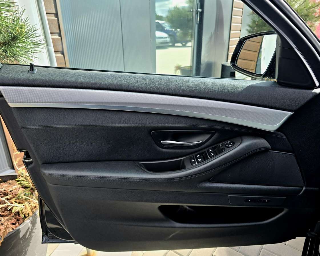 BMW 520, 2.0 l., Универсал