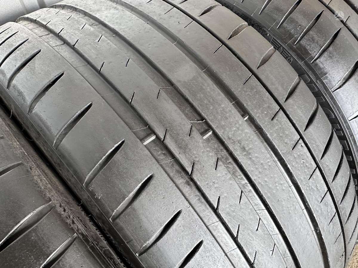 Michelin, vasarinės 245/35 R20