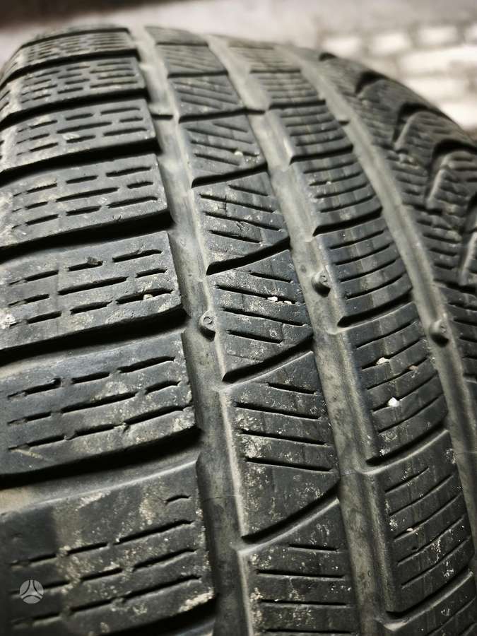 Pirelli P ZERO WINTER, žieminės 245/45 R19