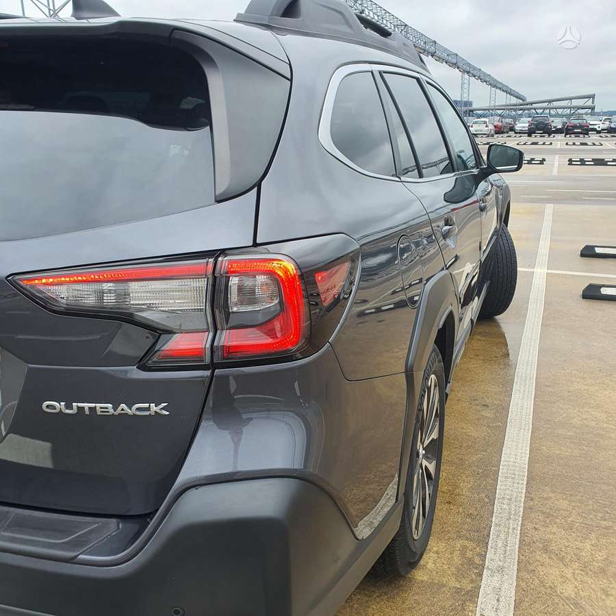 Subaru Outback - 10